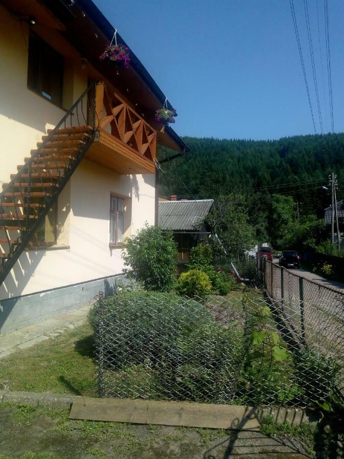 Садиба У Богдана Skole Exterior photo